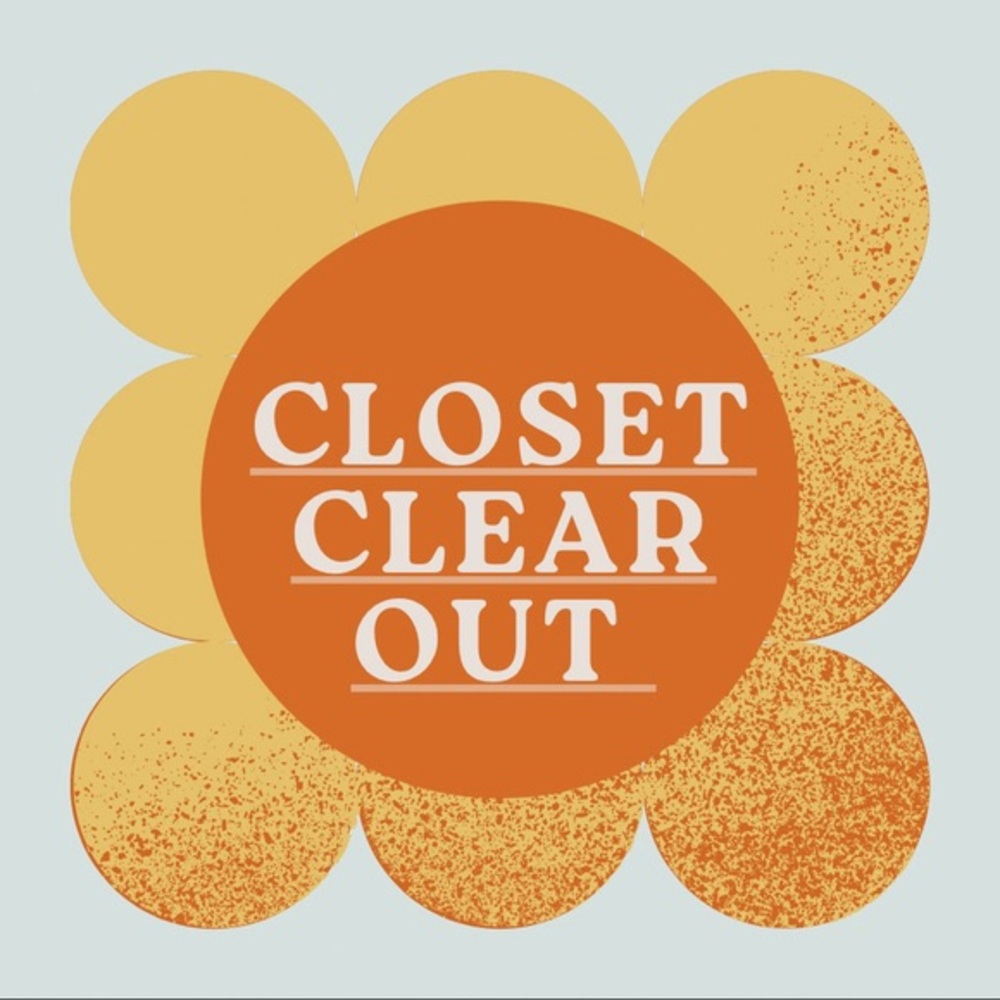 TODAY! Closet clear out sale day! 🤑